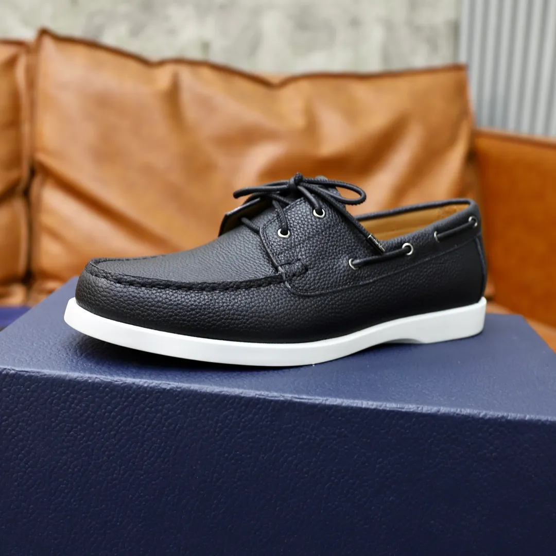 Ex-factory price: 540🙅‍♂️🙅‍♂️🙅‍♂️ Brand: Dior DIOR Standard code: Men's code 38/44 (45 can be customized) Grade: Same as the official website Material: Original cowhide stitching, cowhide lining, original TPU wear-resistant soft outsole Style categories: Leisure and sports version, footwear for driving, young fashion, European and American trends, British style Color: actual picture color